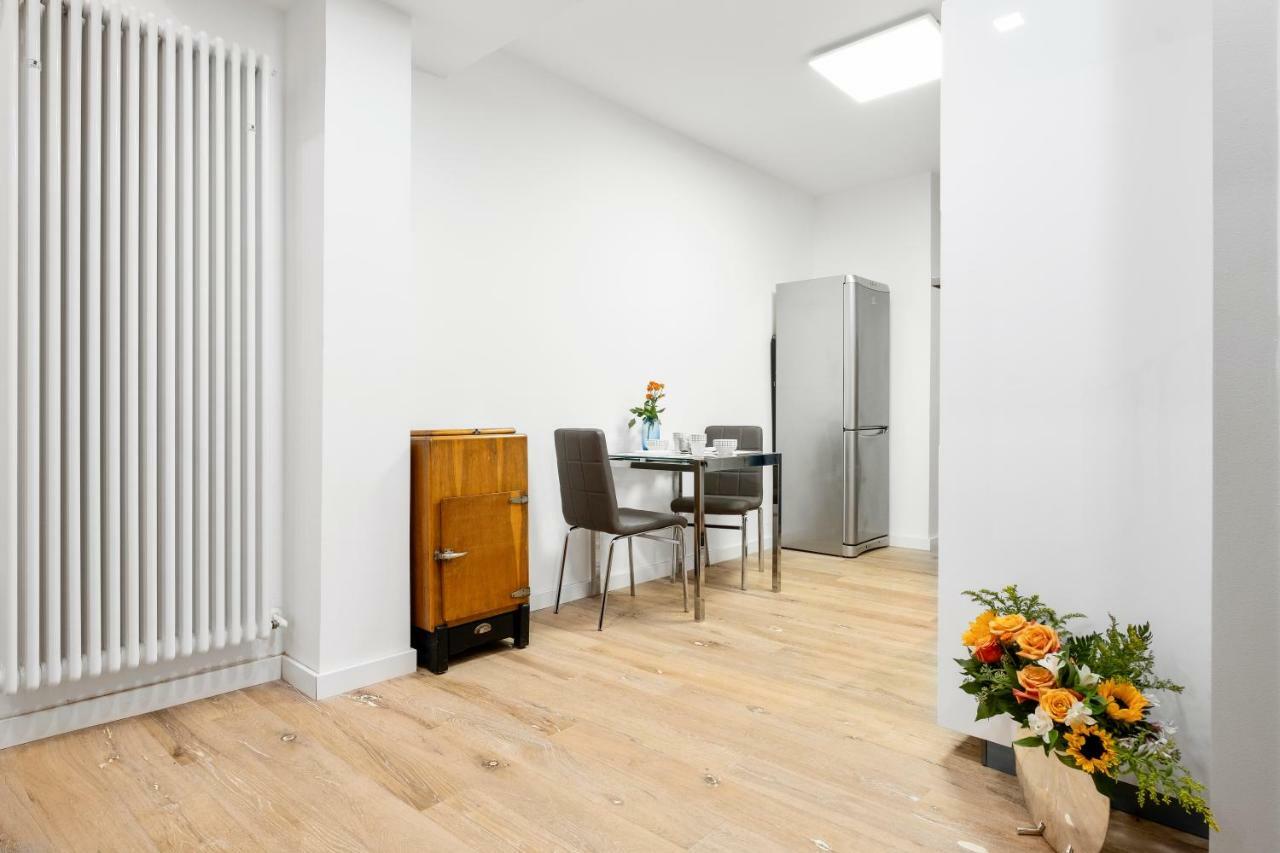 Duplex Luxurious Apt In The Heart Of โบโลญญา ภายนอก รูปภาพ