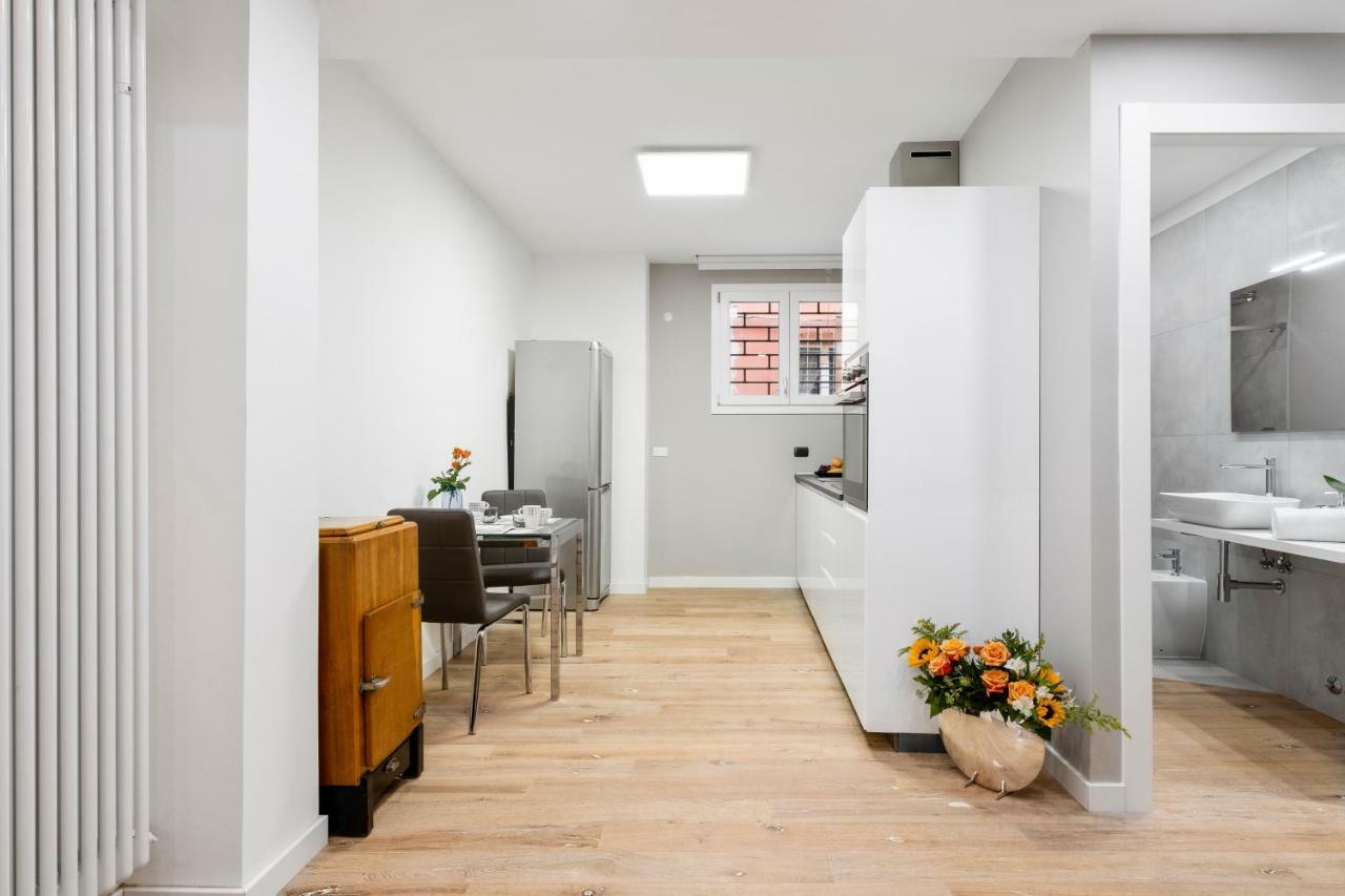 Duplex Luxurious Apt In The Heart Of โบโลญญา ภายนอก รูปภาพ